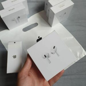 Apple Airpods pro pallets - Amazon Mega Warehouse